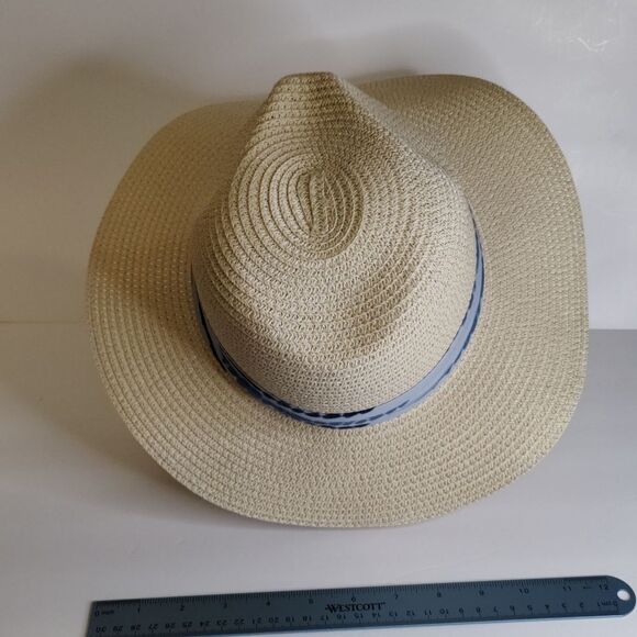 New Straw Hat, No Tags - Picture 2 of 4